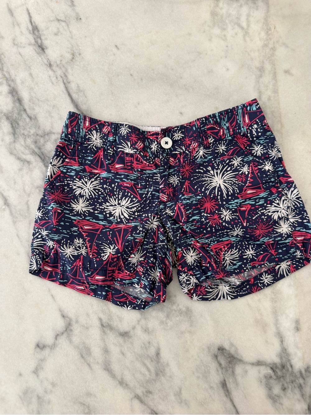 Lilly Pulitzer “Spark’s Fly” - Holy Grail, July 4th print shorts